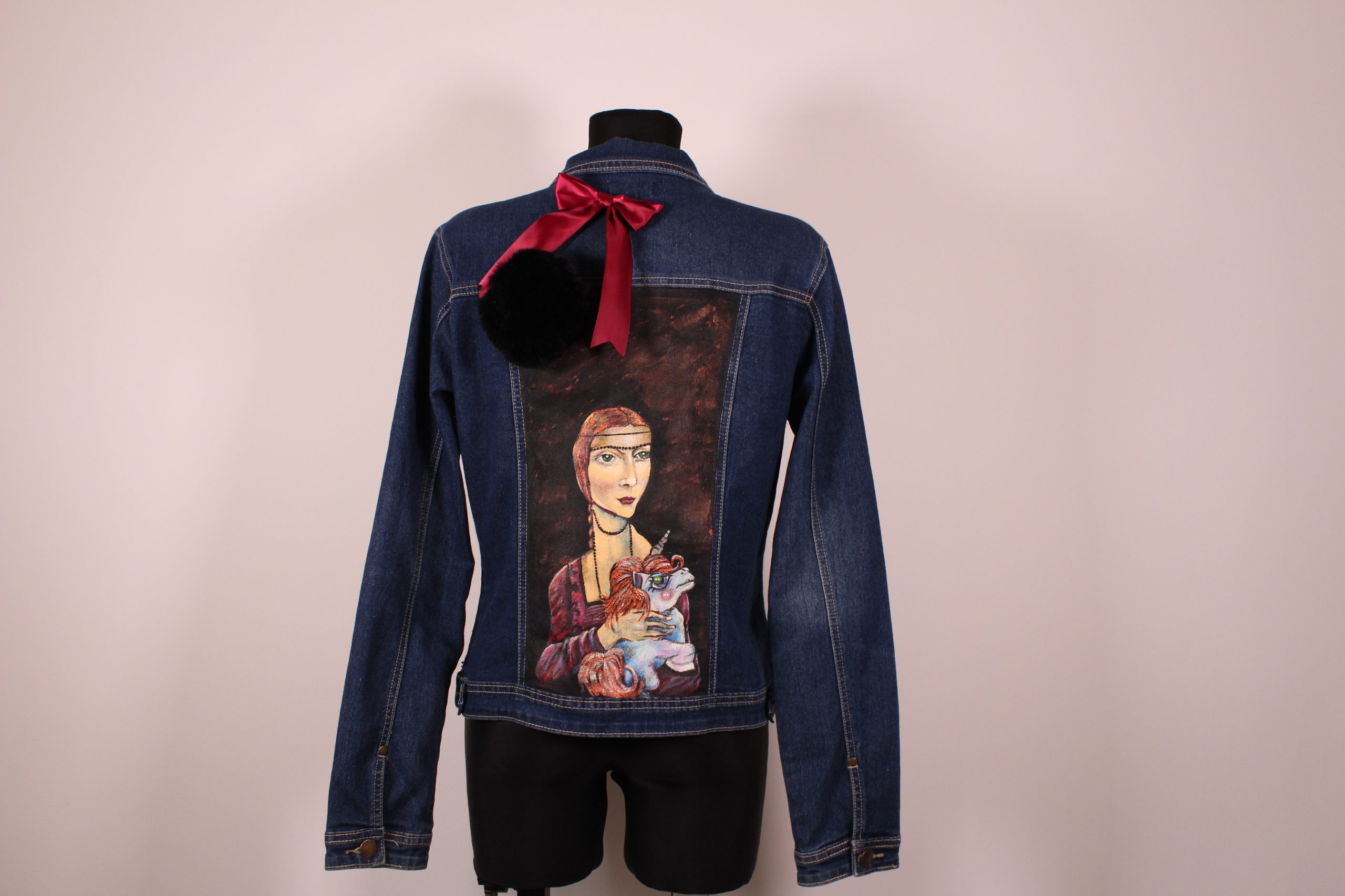 unicorn lady - size large